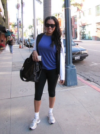 LaLaVasquez_LeavingaworkoutinBeverlyHills_January420112.JPG