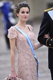 celebrity_paradise.com_TheElder_PrincessLetizia45.jpg