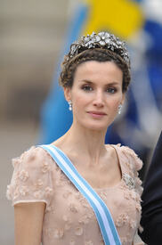 celebrity_paradise.com_TheElder_PrincessLetizia62.jpg