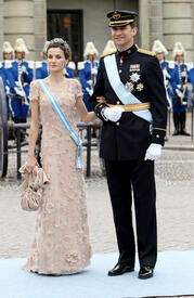 celebrity_paradise.com_TheElder_PrincessLetizia75.jpg