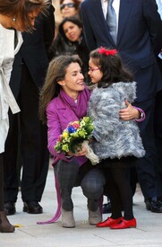 celebrity-paradise.com-The_Elder-Princess_Letizia_2009-11-03_-__Visits_Zamora_in_Spanien_7340.jpg