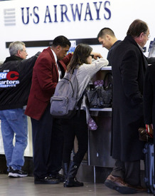 celebrity_paradise.com_TheElder_RachelBilson2011_03_22_LeavingherHomeandarrivesatLAX34.jpg