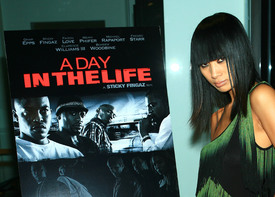 celeb-city.org-The_Elder-Bai_Ling_2009-07-02_-_Premiere_of_A_Day_in_the_Life_in_LA.jpg