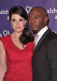 Tikipeter_Idina_Menzel_19th_Annual_A_Night_At_Sardis_013.jpg