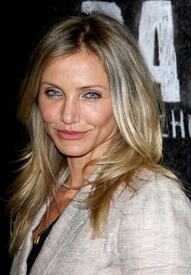 celebrity_paradise.com_TheElder_CameronDiaz2011_03_30_CinemaConConventioninLasVegas14.jpg