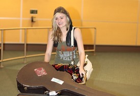 AmandaMichalkaallsmilesVancouverInternationalAirportMAR_7_2011HQx1410.JPG