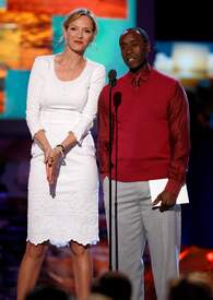 Uma_Thurman_2011_Film_Independent_Spirit_Awards_009.jpg