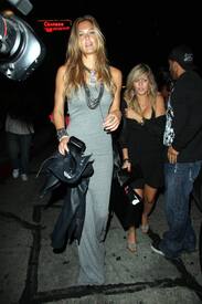 98654_Celebutopia-Bar_Rafaeli_at_Chateau_Marmont_after_the_MTV_Video_Music_Awards-08_122_169lo.jpg