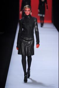 viktor_and_rolf_waw1112_049_m.jpg