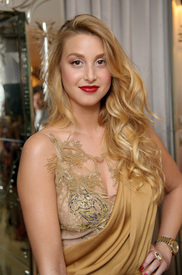 celebrity_paradise.com_TheElder_WhitneyPort20.jpg