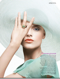 Tatler Russia March 2012 - Zuzana Gregorova 03.jpg