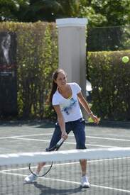 Ana_Ivanovic_at_Tony_Bennetts_All_Star_Tennis_Event_in_Key_Biscayne_014.jpg