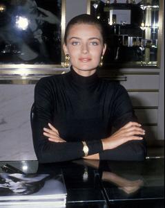 Estee Lauder Paulina Knowing signing 1988:1989 internet find.jpg