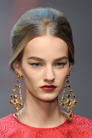 Dolce_Gabbana_Fall_2013_Details_Iwr_Vss_UG6_Wqx.jpg