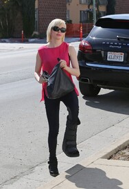rosemcgowan032213_10.jpg