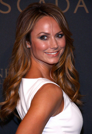 StacyKeibler_Escadagrandopening5.jpg