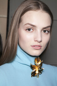 Emanuel_Ungaro_Fall_2013_Backstage_g_WNG2oc_Uv_YFx.jpg