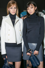 Salvatore_Ferragamo_Fall_2013_Backstage_6_LTy_Q6_Yy.jpg