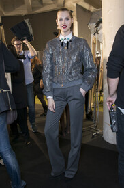 Alexis_Mabille_Fall_2013_Backstage_1up_TPE2_HT8.jpg