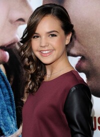 Bailee Madison Romeo Juliet Premieres Ho.jpg