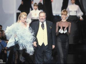 People-tendance-ferré estelle hallyday et claudia-schiffer-1995-dior_visuel_galerie2.jpg