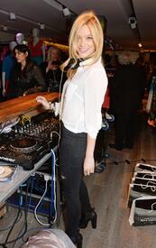 lauraw060314BZNimage00014.jpg