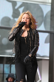 shakira250314BZNimage00050.jpg