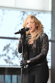 shakira250314BZNimage00053.jpg