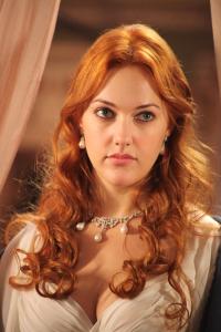 Hurrem-Meryem-Uzerli.jpg