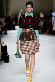 _006miu-miu_Inga_Dezhina.jpg