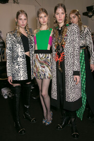 Fausto_Puglisi_Bks_Bis_Fall_2015_Backstage_NfwNcZ1DFnBx.jpg