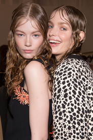 Fausto_Puglisi_Fall_2015_Backstage_xLPtksXVBHdx.jpg