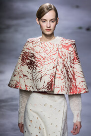 Vionnet_Runway_Paris_Fashion_Week_Womenswear_DbuQux7-HQYx.jpg