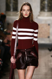 Emilio_Pucci_Runway_Close_ups_MFW_FW2015_VuVFKFt6wIWx.jpg