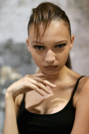 Zambesi_Backstage_MBFWA_2013_14_Ev92e0-_Oujyx.jpg