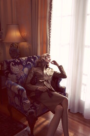 alisa-ahmann-by-camilla-c3a5krans-for-vogue-italia-march-2015-12.jpg