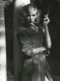alisa-ahmann-by-camilla-c3a5krans-for-vogue-italia-march-2015-6.jpg