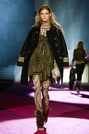 Dsquared2-RTW-FW15-Milan-0885-1425290881-bigthumb.jpg