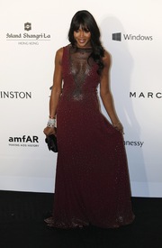 Naomi Campbell arrives at the amfAR gala in Hong Kong 14.3.2015_01.jpg