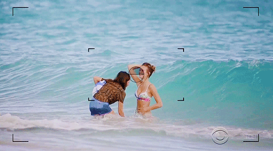 9Vv7Edb.gif