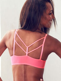 V579903_CROP1.jpg