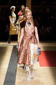 prada-rf16-2670.jpg