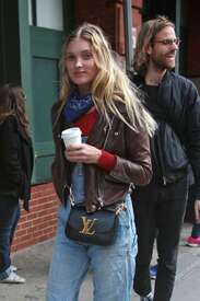 Elsa-Hosk-in-jeans--06.jpg