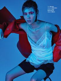 EDS_LOFFICIEL_RUSSIA_APR16_LIU7.jpg