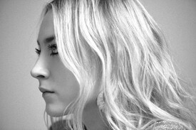 01_Saoirse_Ronan_CreamBG_288-1024x683.jpg