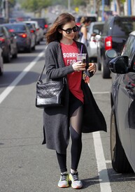 Lily Collins 1.jpg