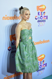 Dove Cameron_10.jpg