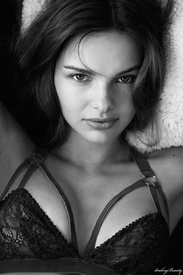 Weronica Gorczyca_Stealing Beauty project_ Sarra Fleur Abou El-Haj(11).jpg