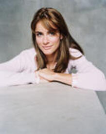 celebhome_AmandaPeet_MarcelHartmann_01.jpg