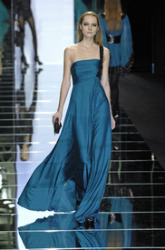 Elie_Saab_Paris_F_W_07_08_Celebrity_City_FS_107.jpg